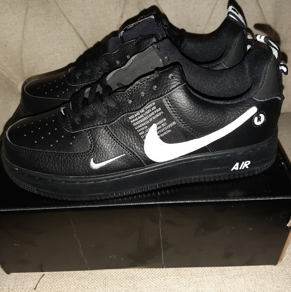 nike air force 07 lv8 utility black